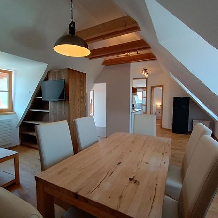 Apartmány Malý mnich Mníšek pod Brdy Kültér fotó