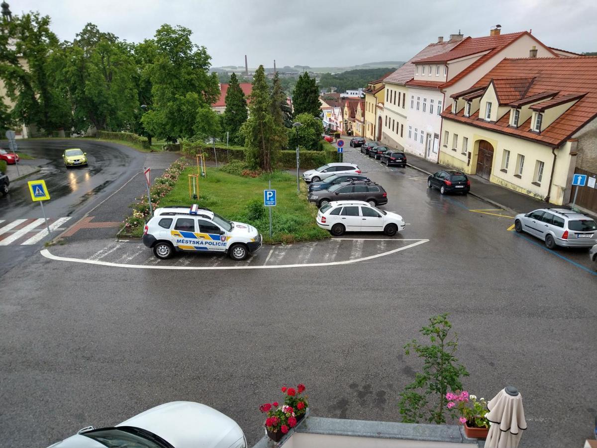 Apartmány Malý mnich Mníšek pod Brdy Kültér fotó
